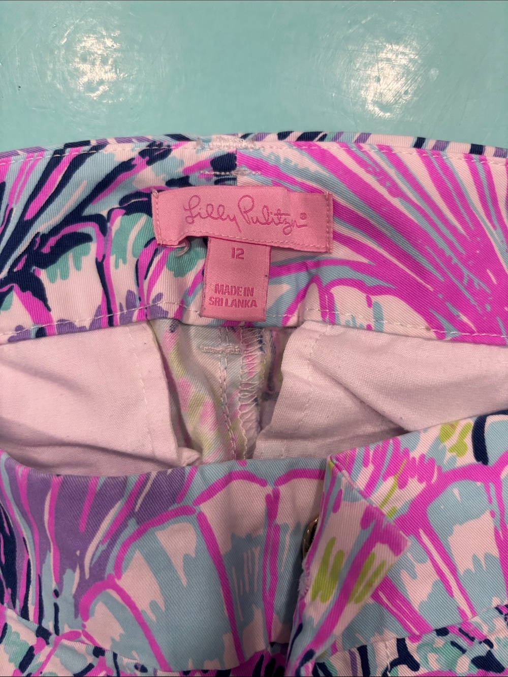 Lilly Pulitzer Pink Multicolor Shell-Print Cropped Pants - Picture 2 of 3